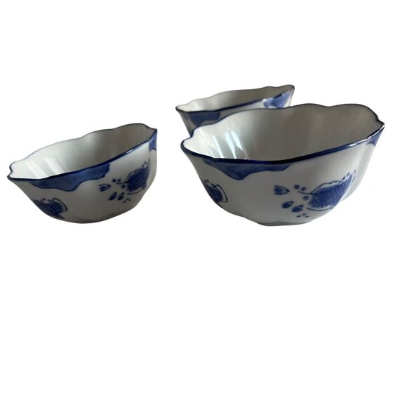 Set/3 Handpainted Fish Bowl Scalloped Edge Made in Brazil 4.5"D x 2"H Blue White - Picture 10 of 14